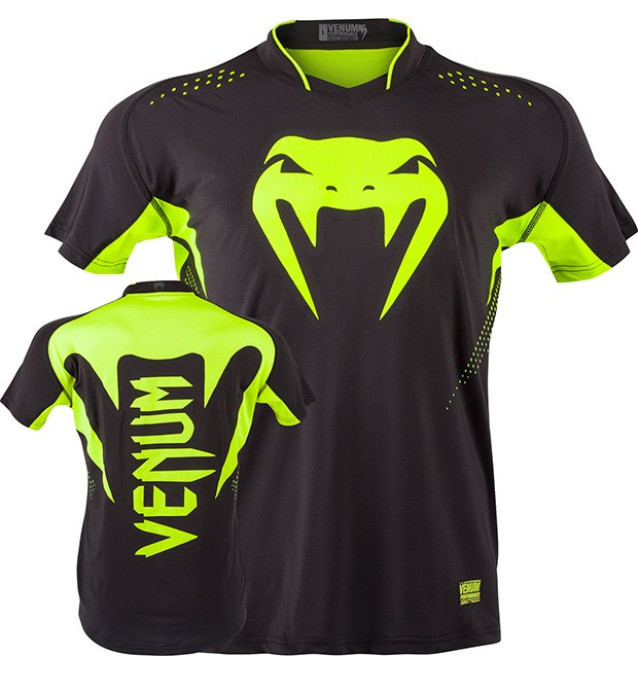Camiseta Venum Hurricane X -Fit - Preto e Verde